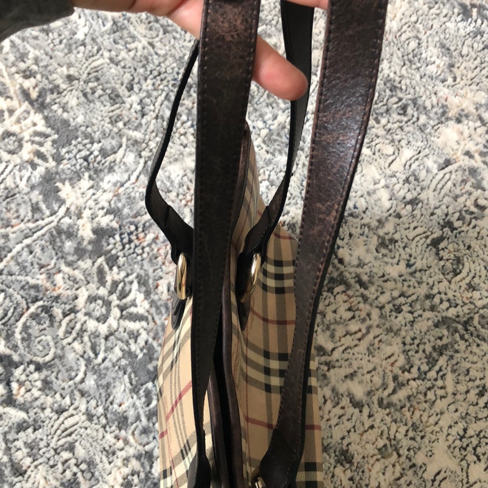Authentic Burberry Bag - Picture 11 of 16